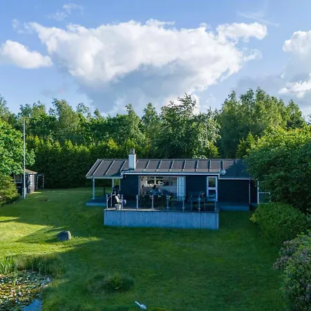 Panoramic View And Terrace In Charming Højslev