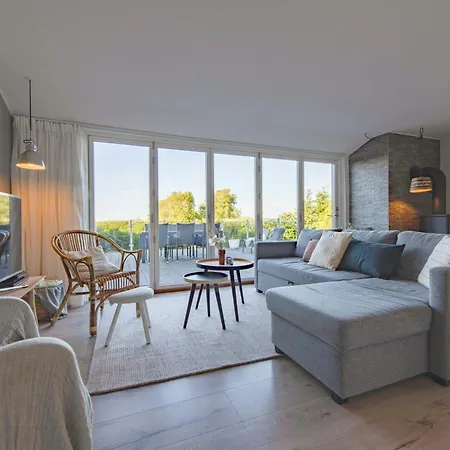 度假居 Panoramic View And Terrace In Charming Home 霍伊斯莱乌