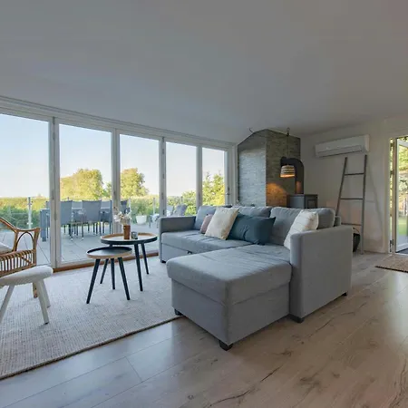 Panoramic View And Terrace In Charming Home 度假居 霍伊斯莱乌